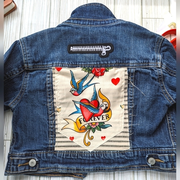 Tattoo Flash Forever Custom Made Denim Jean Jacket in Blue and Cream Size 6 - Picture 2 of 9